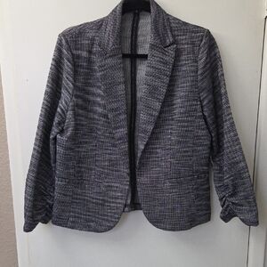 Amanda & Chelsea Black and White Textured Blazer
